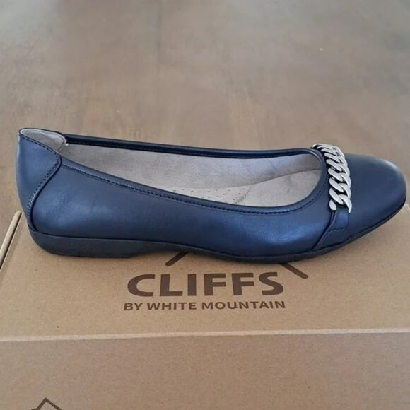 Cliffs by WHITE MOUNTAIN Shoes - Cliffs by White Mountain Women's Charmed Flats - Color: Navy - Size: 9